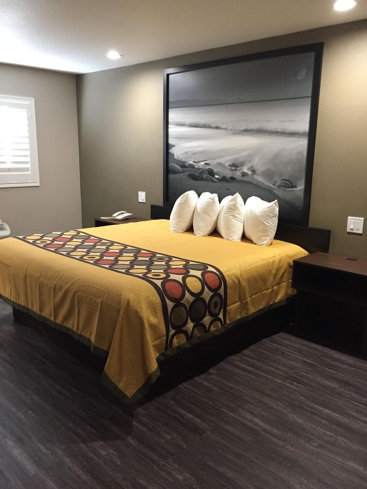 Super 8 By Wyndham National City Chula Vista Εξωτερικό φωτογραφία